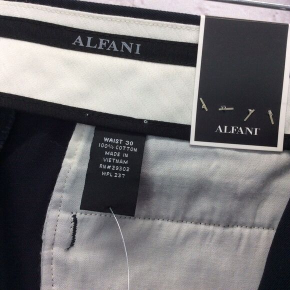 Alfani Walk Short Men's Size 30 Athleisure Sports Navy Flat Front No Iron Travel - Picture 2 of 6